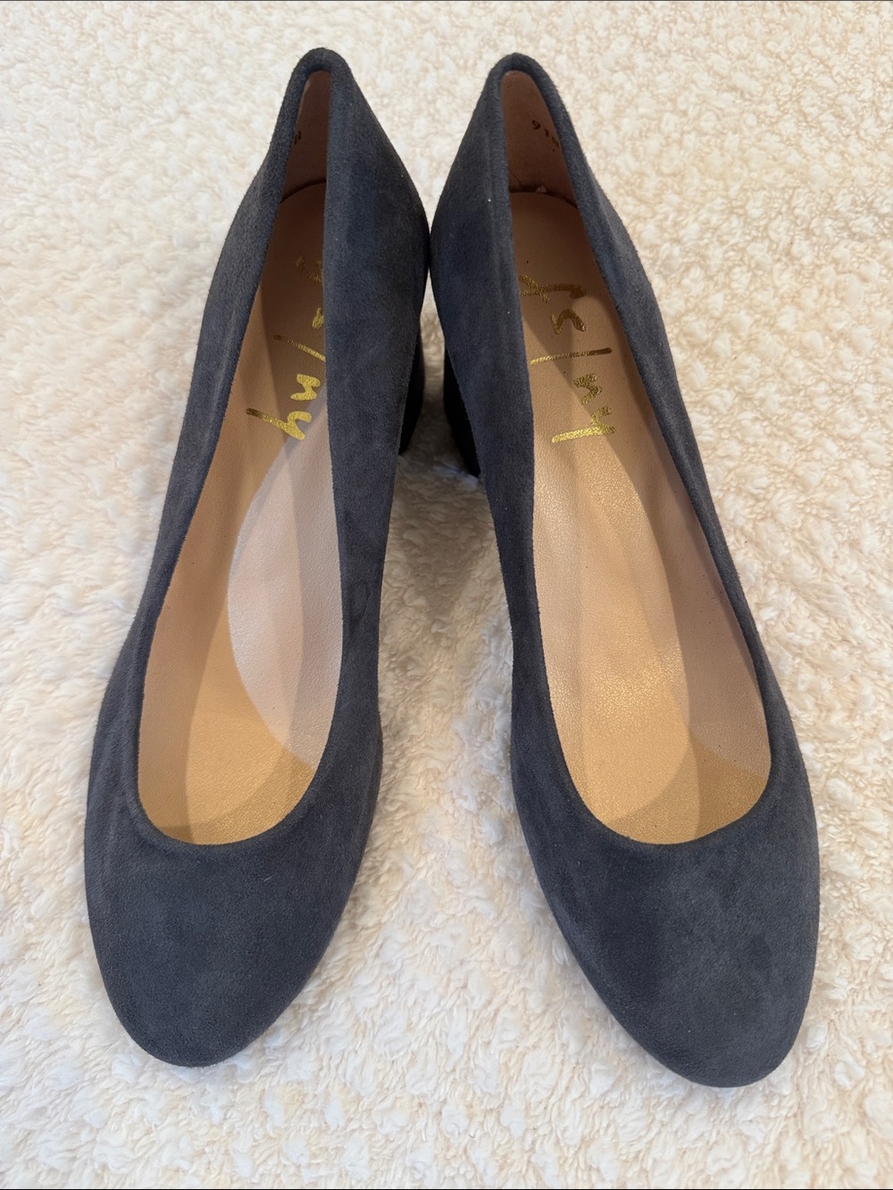FS/NY Gray Suede Women's Heels